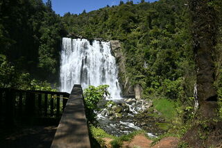 Marokopa Falls
